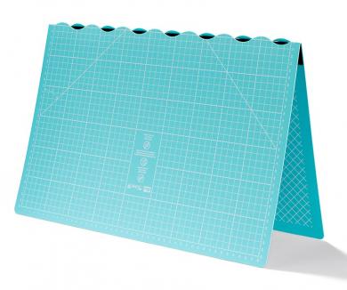 Prym love foldable cutting mat 45x60cm 